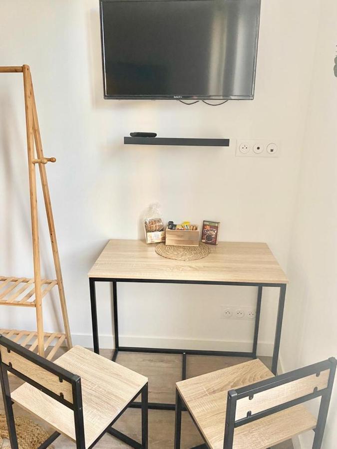 Studios Charmants Cosy A 5 Minutes Du Centre-Ville Bourges Exterior foto