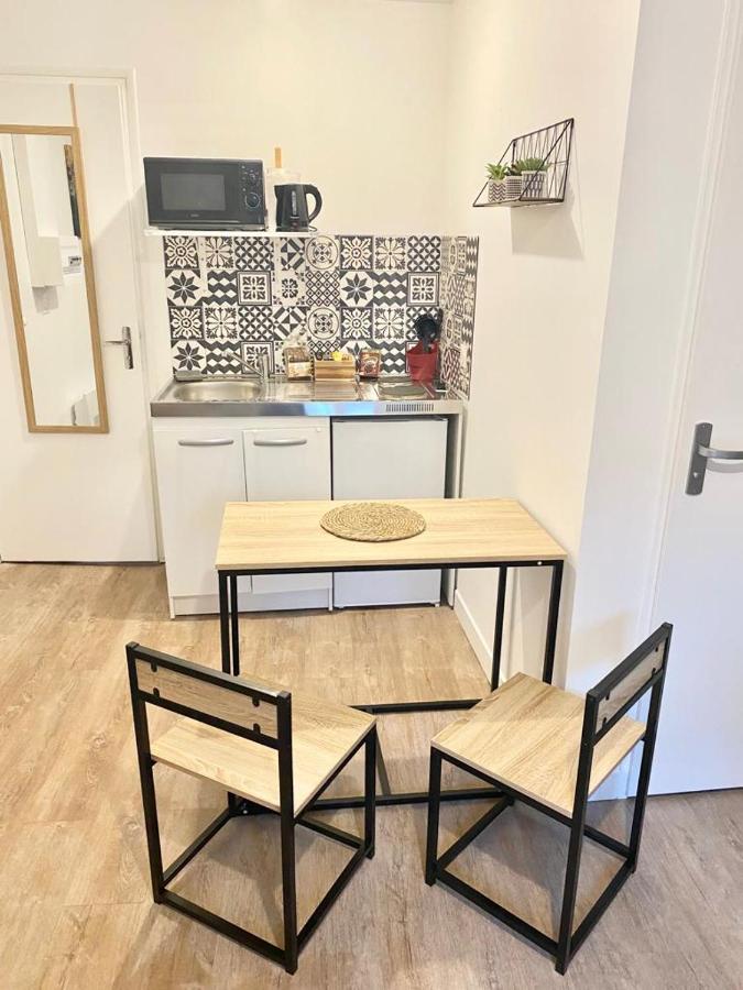 Studios Charmants Cosy A 5 Minutes Du Centre-Ville Bourges Exterior foto